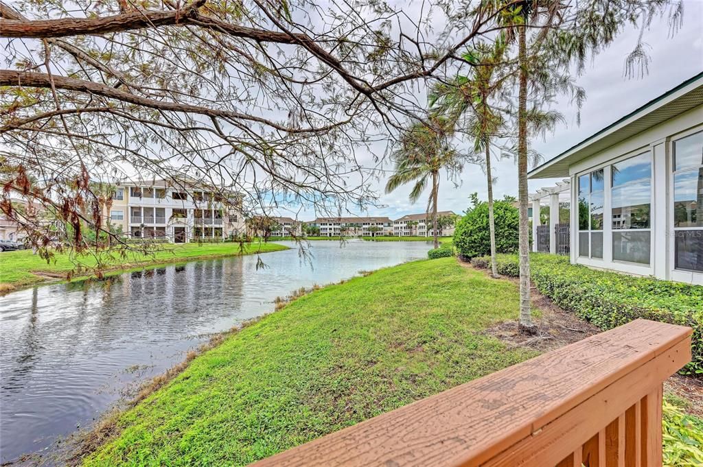 For Sale: $179,000 (2 beds, 1 baths, 1008 Square Feet)