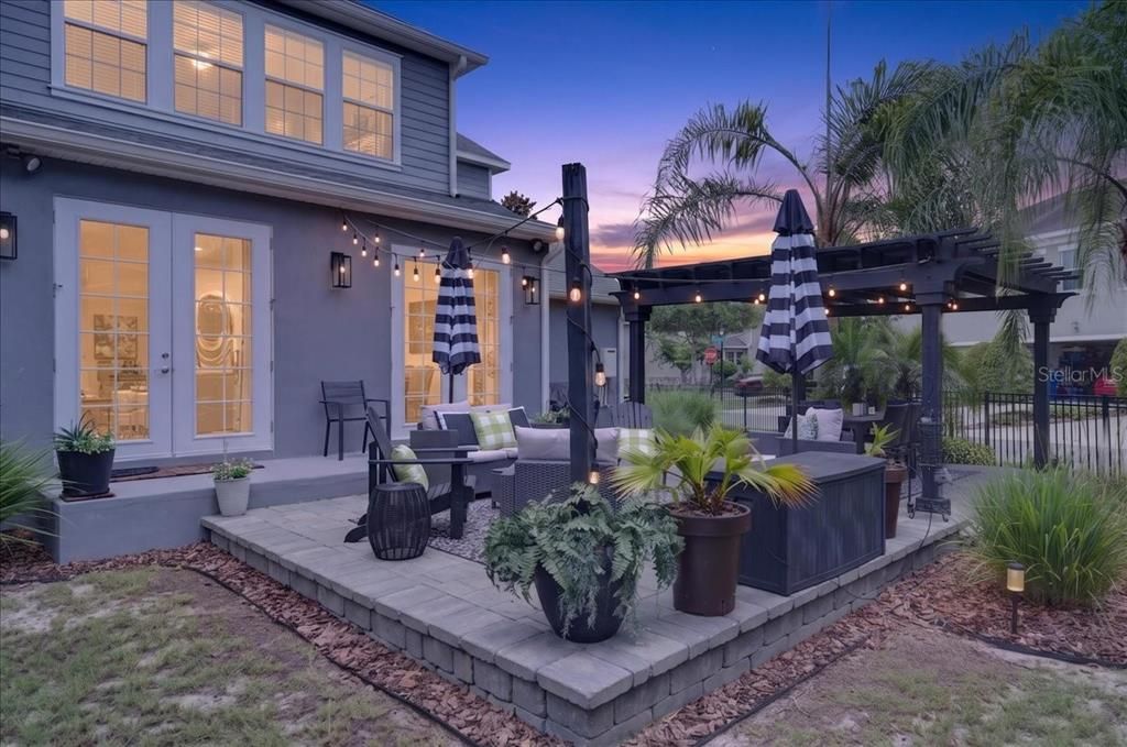 Active With Contract: $735,000 (5 beds, 3 baths, 3455 Square Feet)