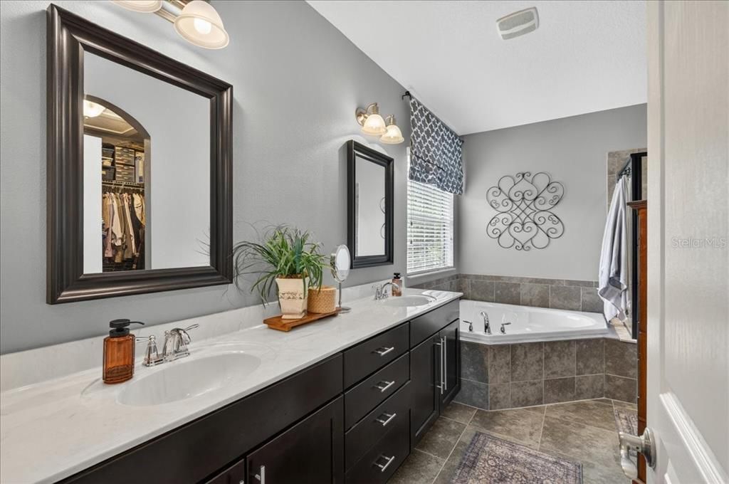 Active With Contract: $735,000 (5 beds, 3 baths, 3455 Square Feet)