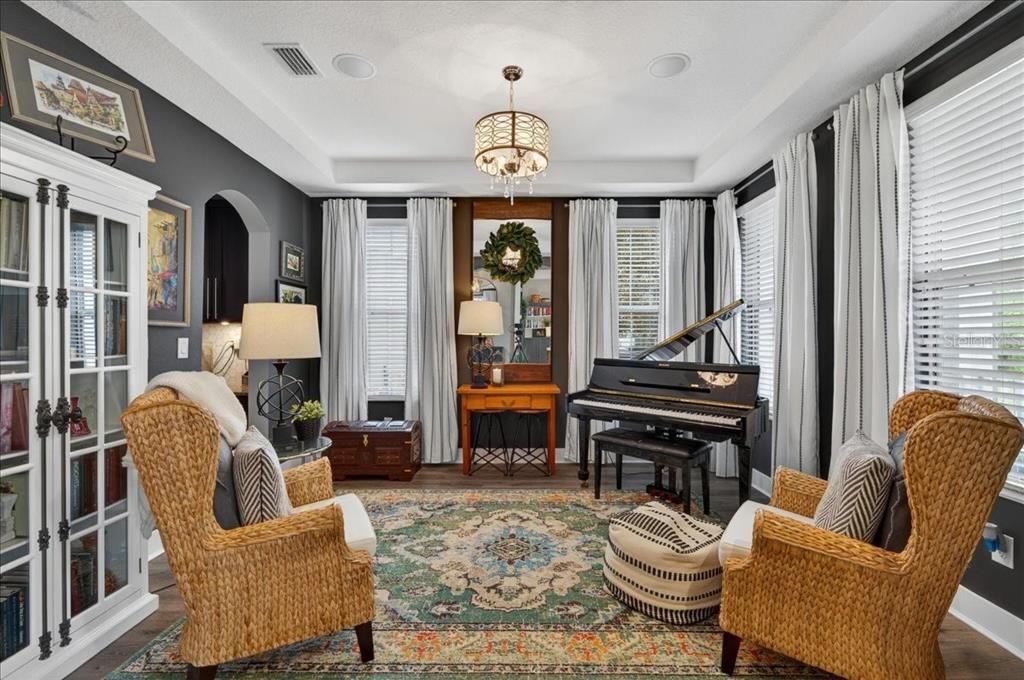 Active With Contract: $735,000 (5 beds, 3 baths, 3455 Square Feet)