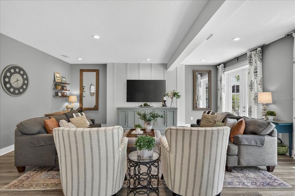 Active With Contract: $735,000 (5 beds, 3 baths, 3455 Square Feet)