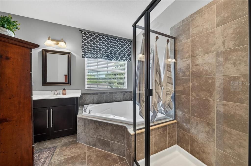 Active With Contract: $735,000 (5 beds, 3 baths, 3455 Square Feet)
