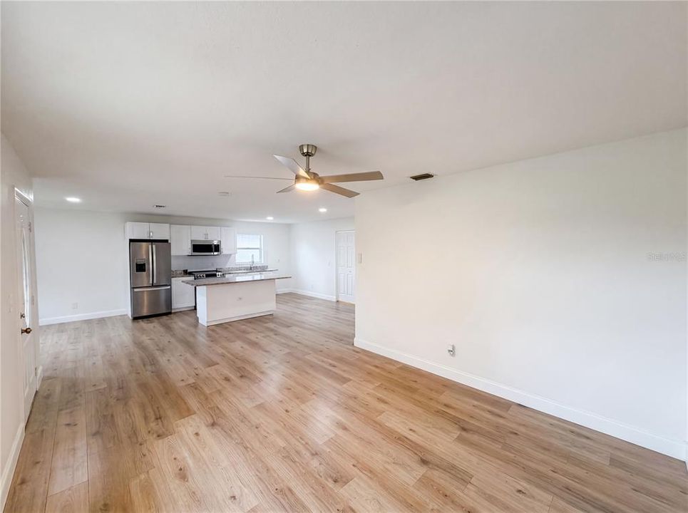 For Sale: $385,000 (3 beds, 2 baths, 1235 Square Feet)