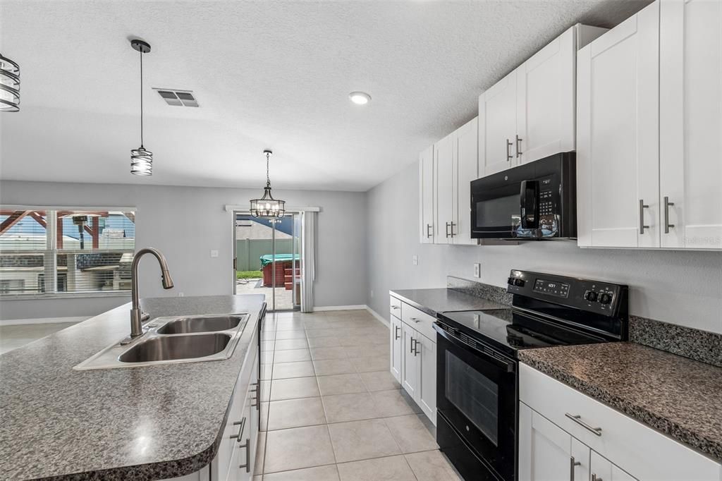 For Sale: $429,900 (4 beds, 2 baths, 1936 Square Feet)
