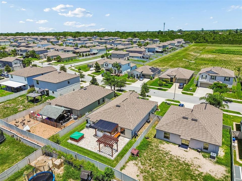 For Sale: $429,900 (4 beds, 2 baths, 1936 Square Feet)