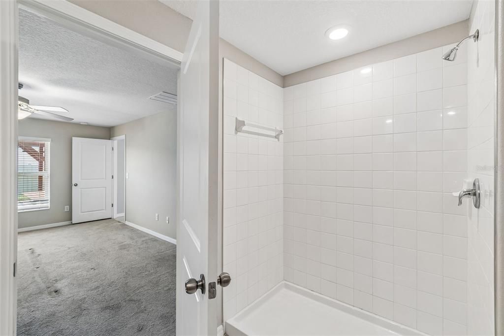 For Sale: $429,900 (4 beds, 2 baths, 1936 Square Feet)