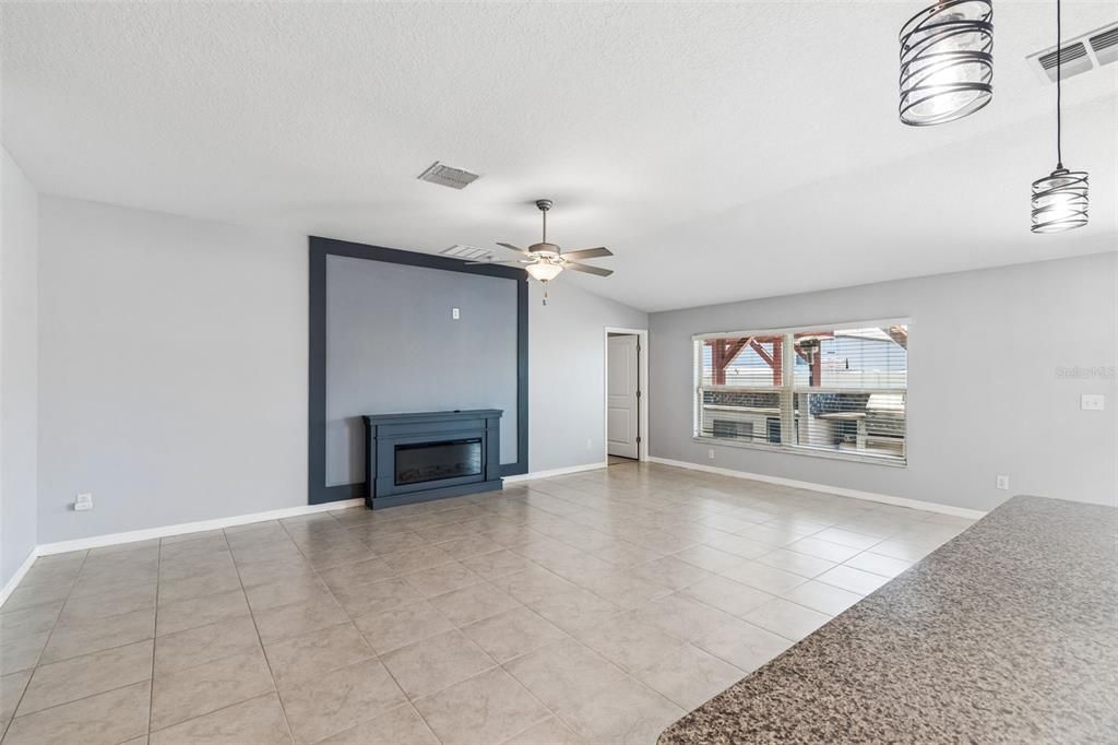 For Sale: $429,900 (4 beds, 2 baths, 1936 Square Feet)