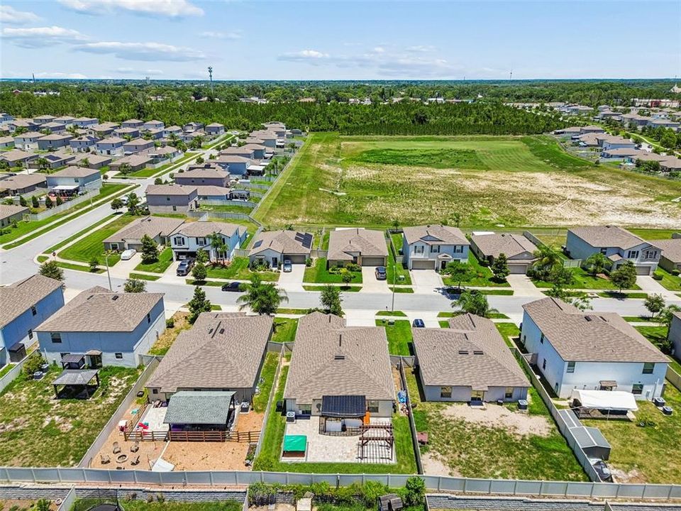 For Sale: $429,900 (4 beds, 2 baths, 1936 Square Feet)