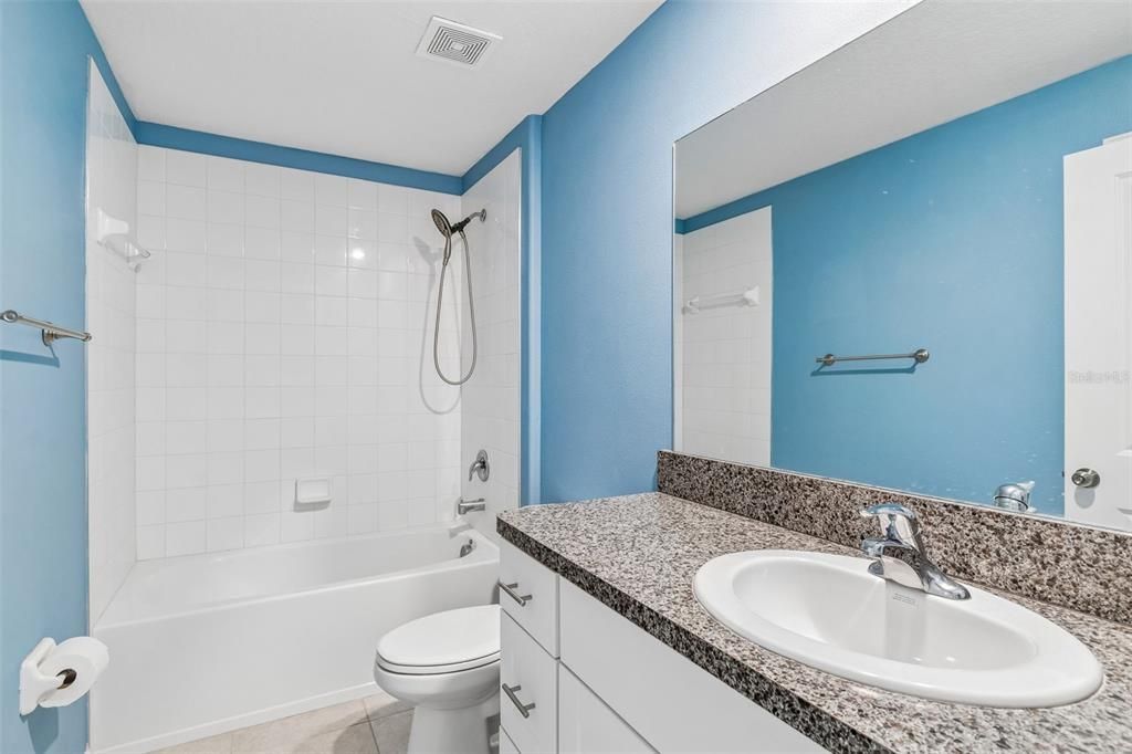 For Sale: $429,900 (4 beds, 2 baths, 1936 Square Feet)