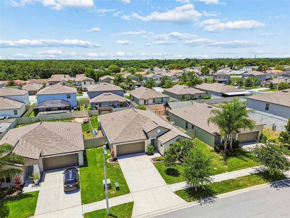 For Sale: $429,900 (4 beds, 2 baths, 1936 Square Feet)