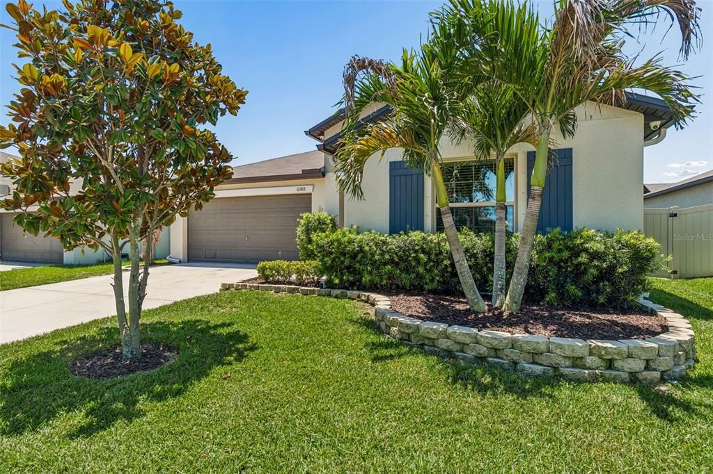 For Sale: $429,900 (4 beds, 2 baths, 1936 Square Feet)