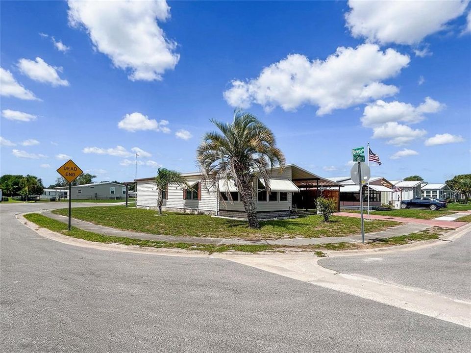 For Sale: $155,000 (2 beds, 2 baths, 1056 Square Feet)