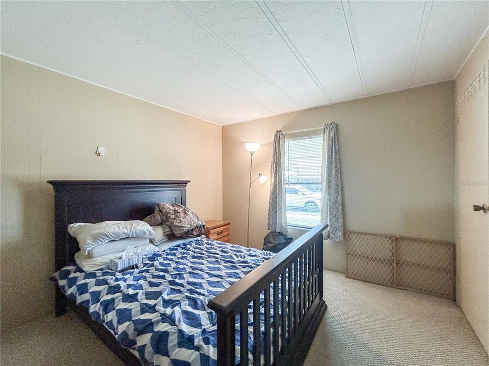 For Sale: $155,000 (2 beds, 2 baths, 1056 Square Feet)