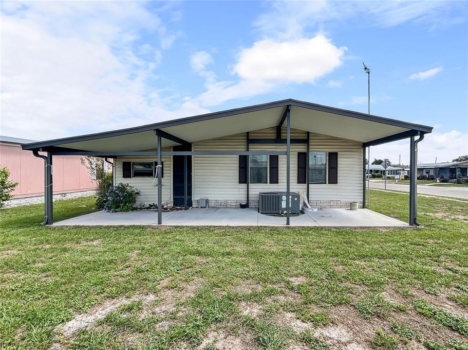 For Sale: $155,000 (2 beds, 2 baths, 1056 Square Feet)