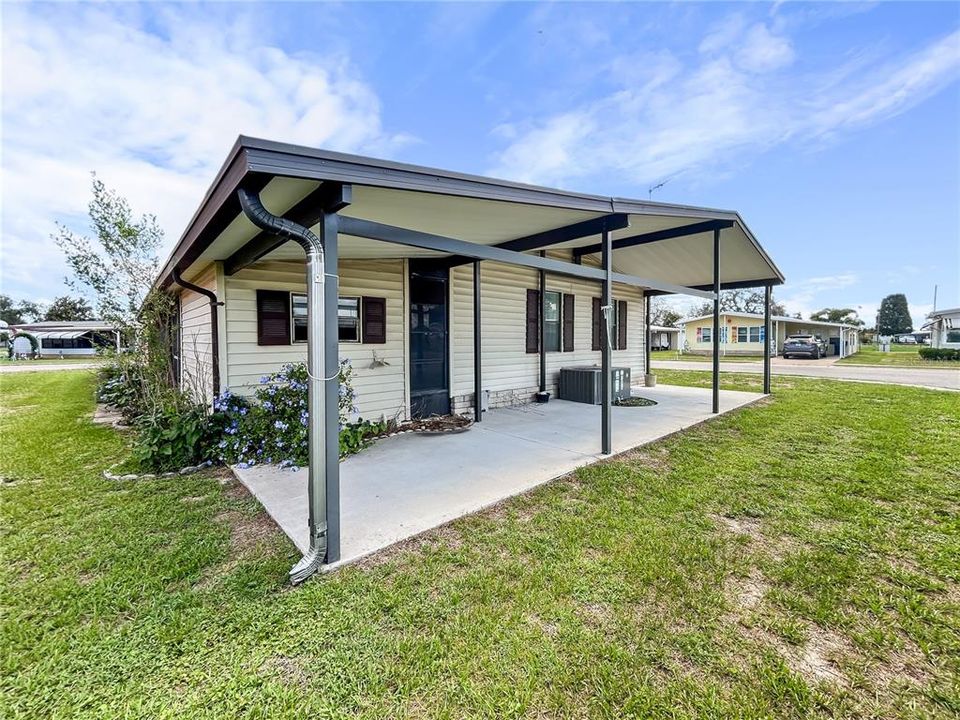 For Sale: $155,000 (2 beds, 2 baths, 1056 Square Feet)