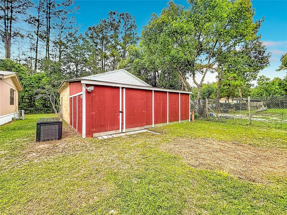 For Sale: $159,900 (3 beds, 2 baths, 1563 Square Feet)