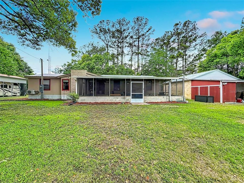 For Sale: $159,900 (3 beds, 2 baths, 1563 Square Feet)