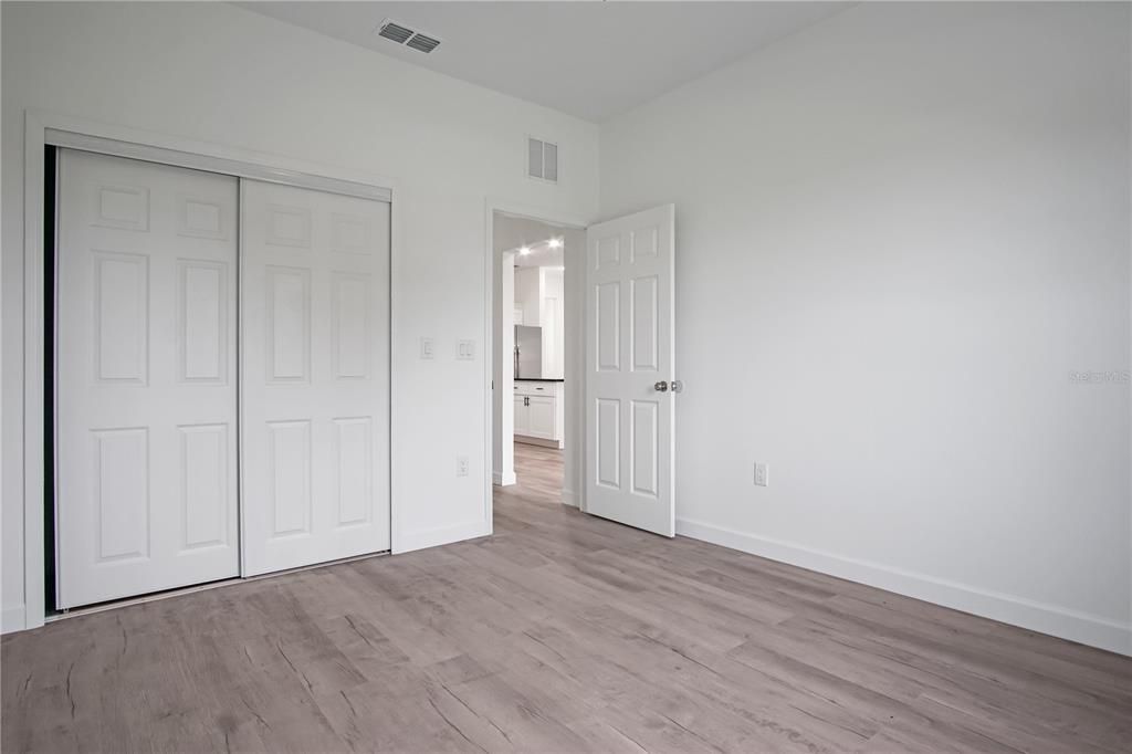 В аренду: $1,999 (4 спален, 2 ванн, 1706 Квадратных фут)