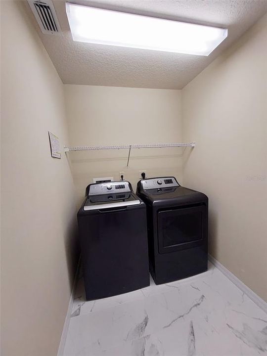 En Renta: $2,500 (5 camas, 2 baños, 2367 Pies cuadrados)