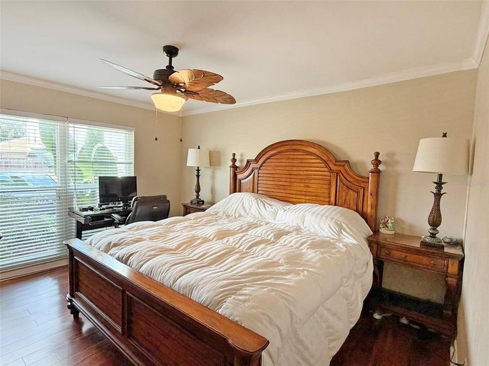For Sale: $325,000 (3 beds, 2 baths, 1244 Square Feet)