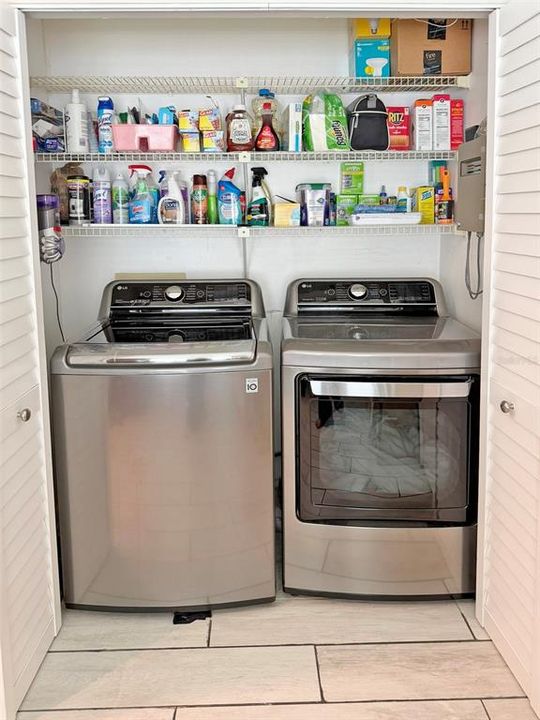 For Sale: $325,000 (3 beds, 2 baths, 1244 Square Feet)