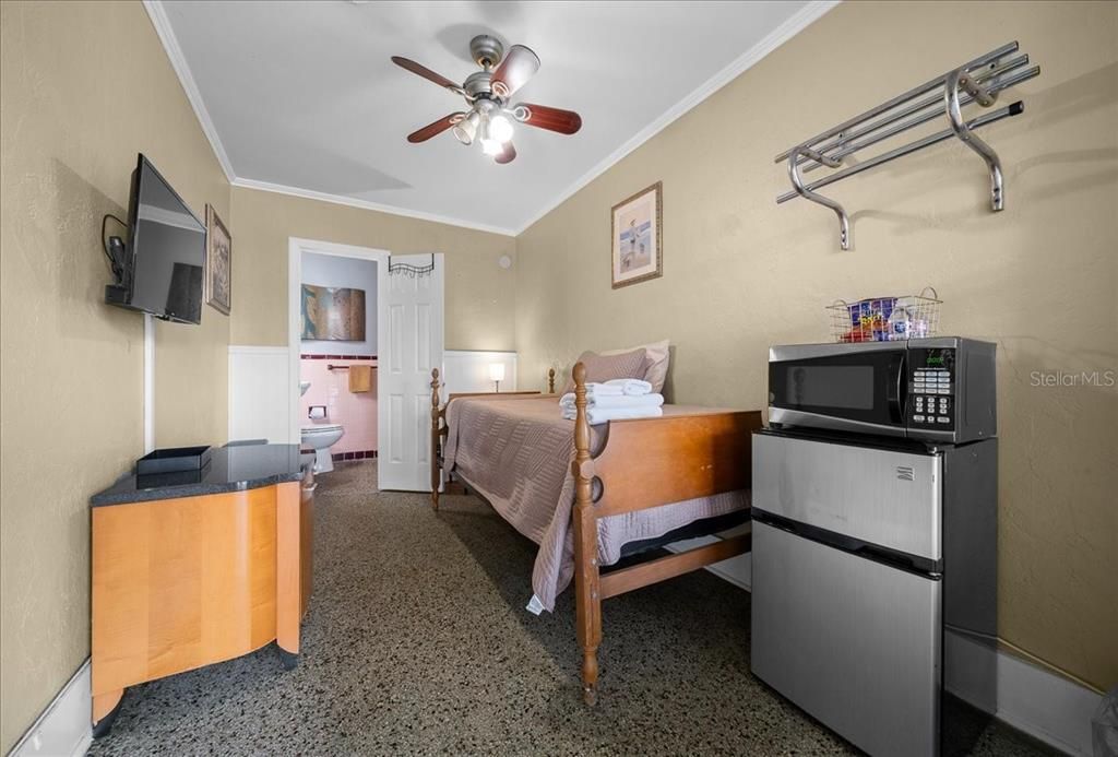 For Sale: $1,225,000 (0 beds, 0 baths, 5090 Square Feet)