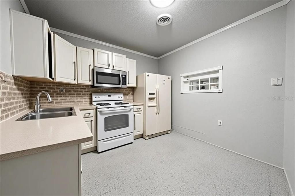For Sale: $1,225,000 (0 beds, 0 baths, 5090 Square Feet)