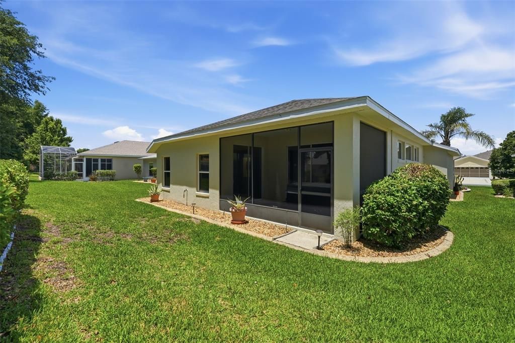 For Sale: $310,000 (3 beds, 2 baths, 1601 Square Feet)