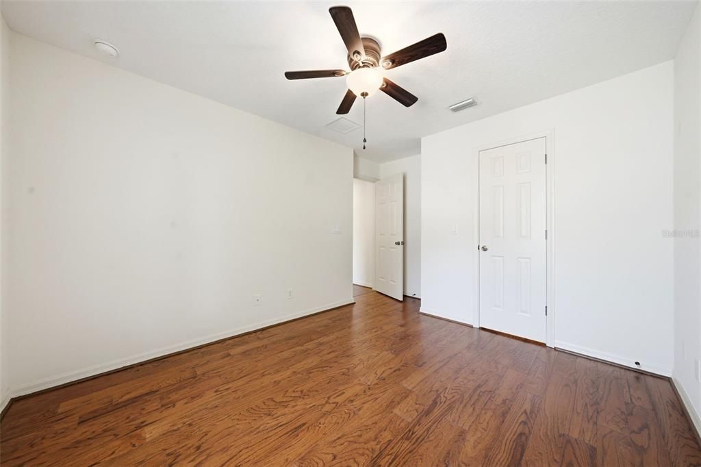For Sale: $310,000 (3 beds, 2 baths, 1601 Square Feet)