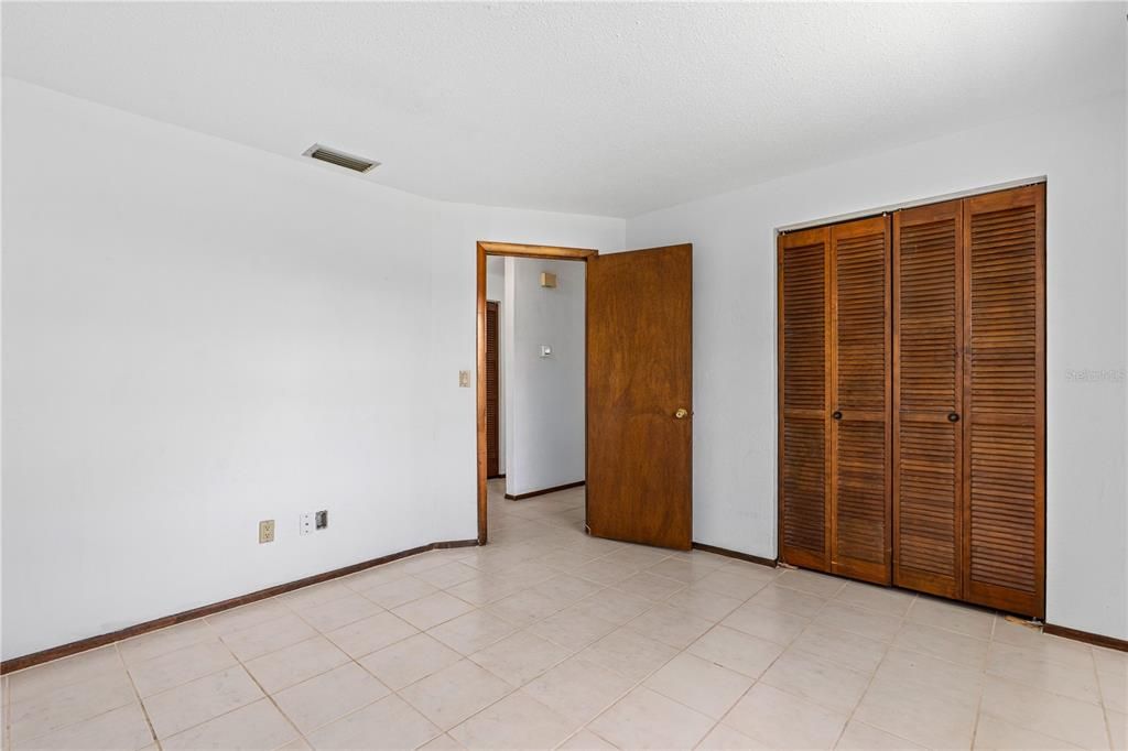 На продажу: $315,000 (3 спален, 2 ванн, 1300 Квадратных фут)