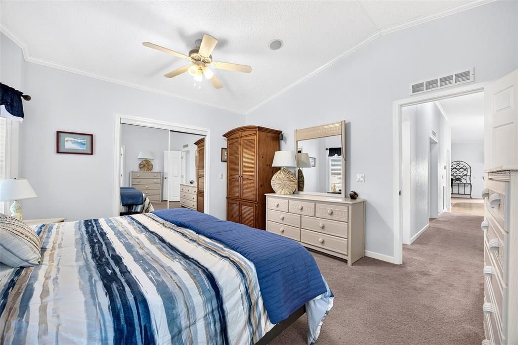 For Sale: $224,900 (3 beds, 2 baths, 1456 Square Feet)