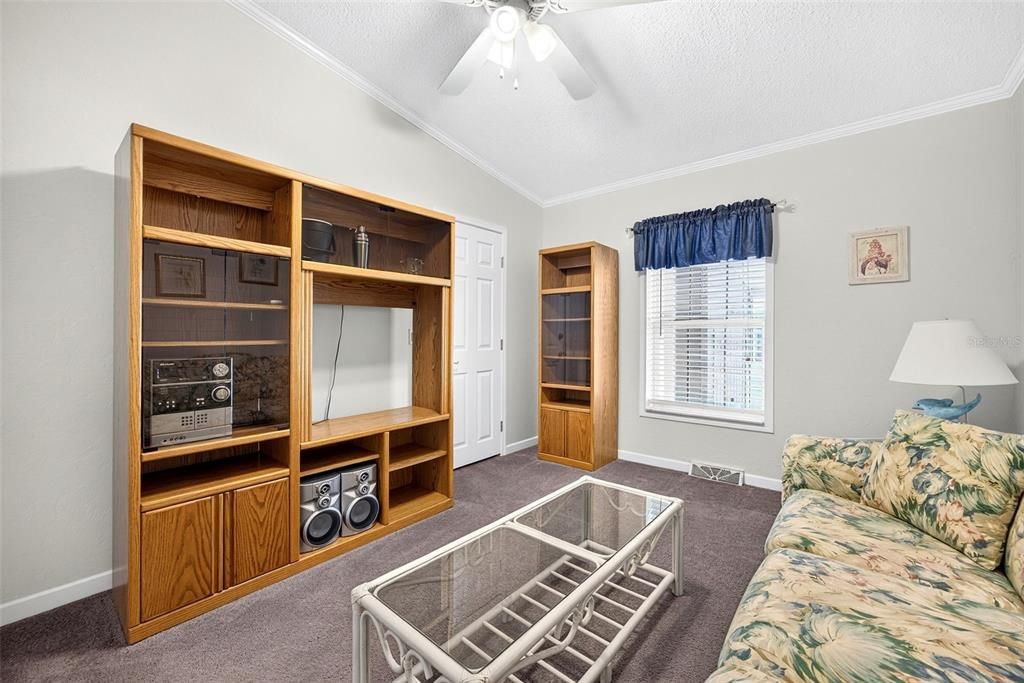 For Sale: $224,900 (3 beds, 2 baths, 1456 Square Feet)