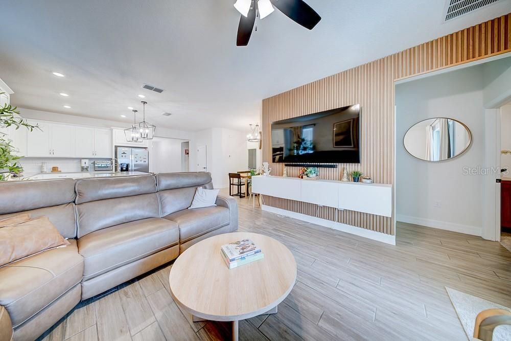В аренду: $2,900 (4 спален, 2 ванн, 2121 Квадратных фут)