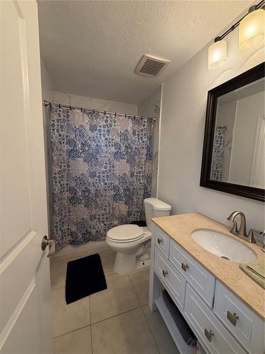 En Venta: $259,900 (3 camas, 1 baños, 1008 Pies cuadrados)