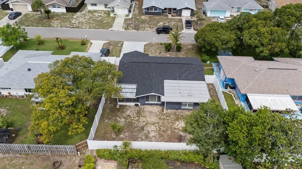 For Sale: $335,000 (4 beds, 3 baths, 1586 Square Feet)