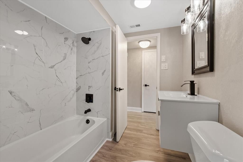 For Sale: $335,000 (4 beds, 3 baths, 1586 Square Feet)