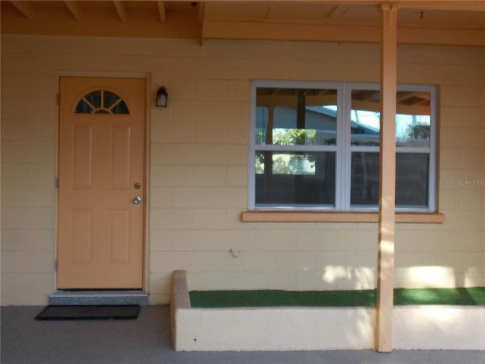 For Sale: $399,900 (3 beds, 2 baths, 1782 Square Feet)