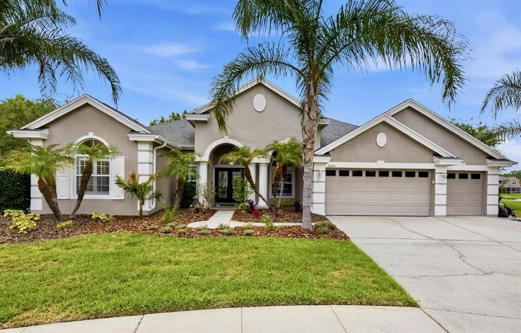 En Venta: $895,000 (4 camas, 4 baños, 3538 Pies cuadrados)