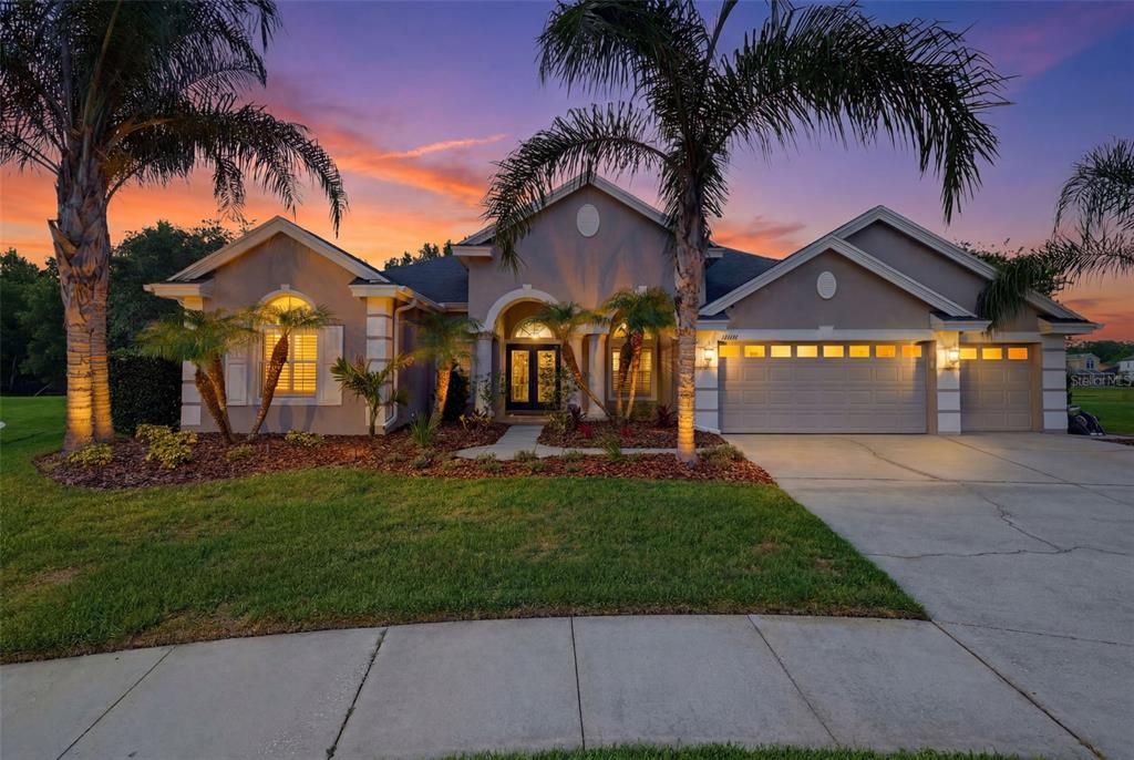 En Venta: $895,000 (4 camas, 4 baños, 3538 Pies cuadrados)