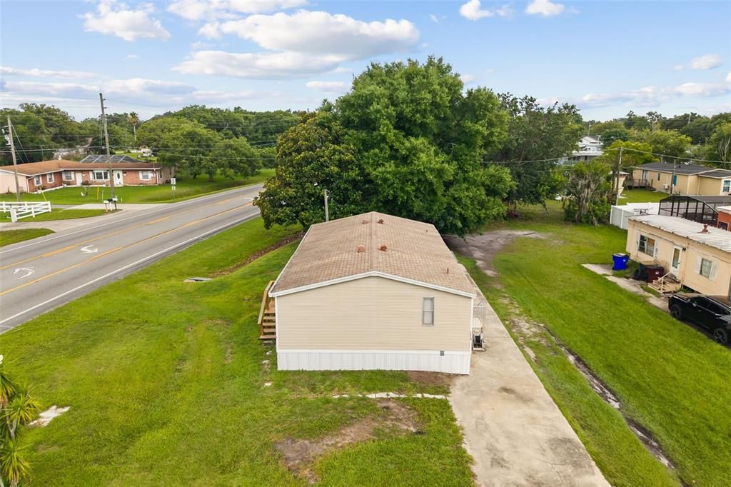 For Sale: $199,000 (2 beds, 2 baths, 920 Square Feet)