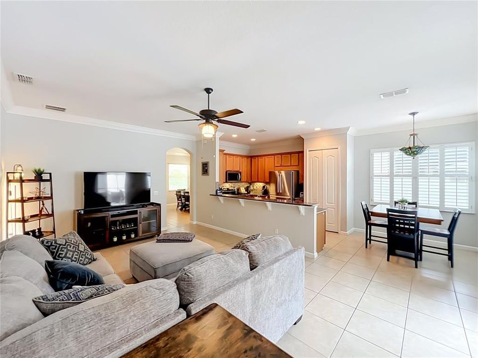For Sale: $635,000 (4 beds, 3 baths, 2575 Square Feet)