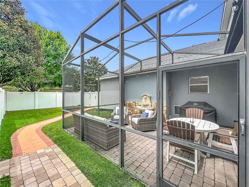 For Sale: $635,000 (4 beds, 3 baths, 2575 Square Feet)