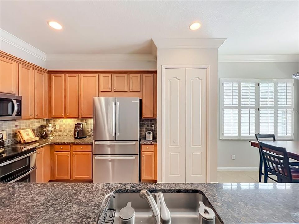 For Sale: $635,000 (4 beds, 3 baths, 2575 Square Feet)
