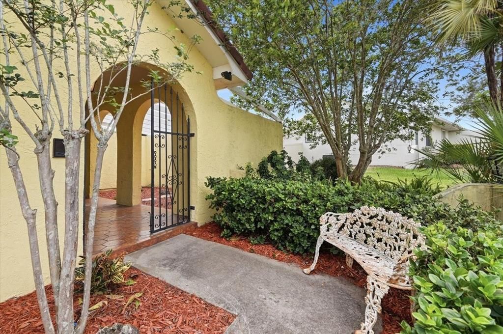 En Venta: $375,000 (3 camas, 2 baños, 2094 Pies cuadrados)