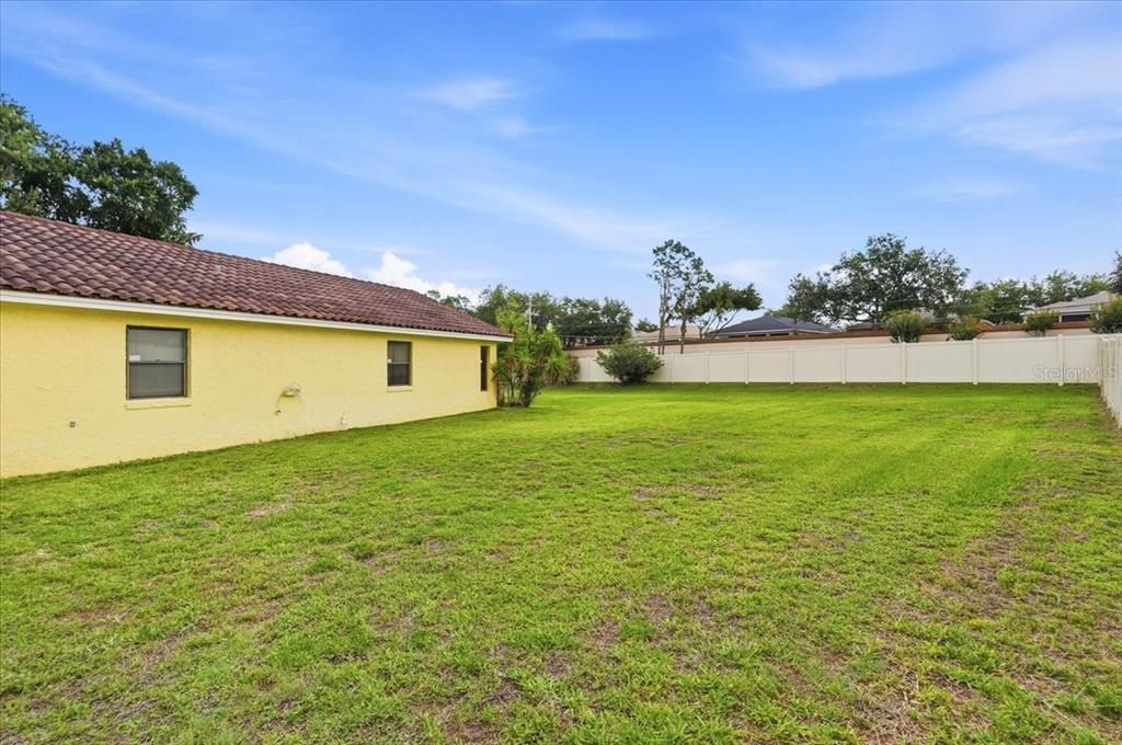 En Venta: $375,000 (3 camas, 2 baños, 2094 Pies cuadrados)
