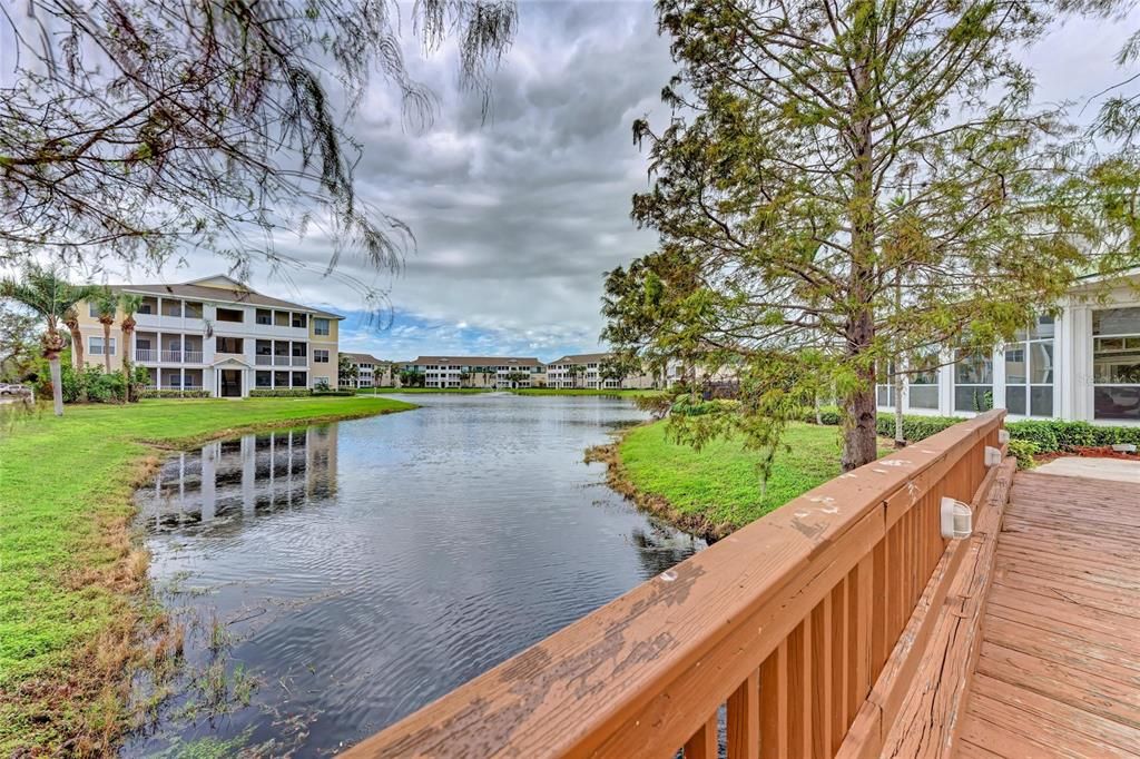 For Sale: $189,000 (2 beds, 2 baths, 1048 Square Feet)