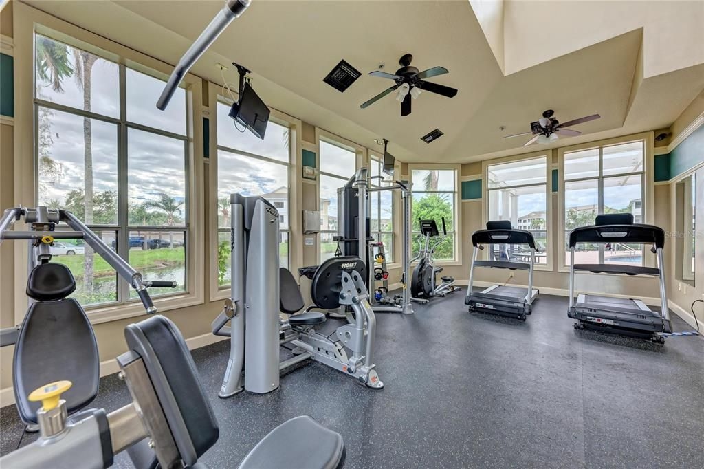 For Sale: $189,000 (2 beds, 2 baths, 1048 Square Feet)