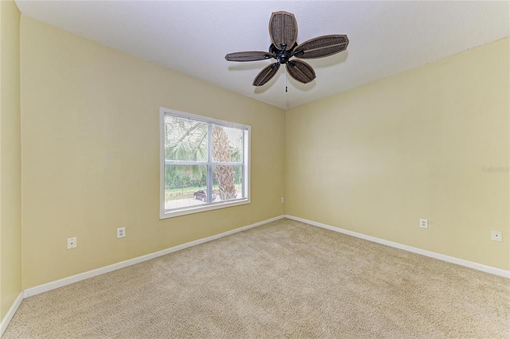 For Sale: $189,000 (2 beds, 2 baths, 1048 Square Feet)
