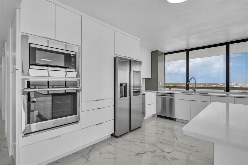 For Rent: $8,800 (4 beds, 4 baths, 3423 Square Feet)