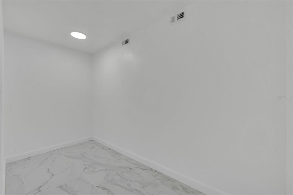 For Rent: $8,800 (4 beds, 4 baths, 3423 Square Feet)